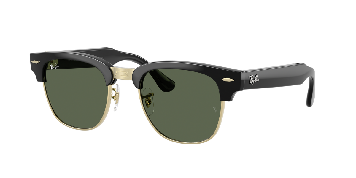 Ray-Ban Meta Clubmaster (Gen 3) Black / G15 Green 0RW7004 601/71 — angled