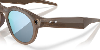 Oakley Meta HSTN Polished Brown Smoke / Prizm Deep Water Polarized — angled