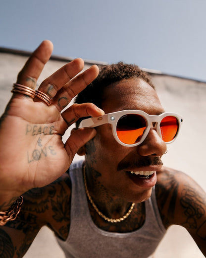 Oakley Meta HSTN — lifestyle