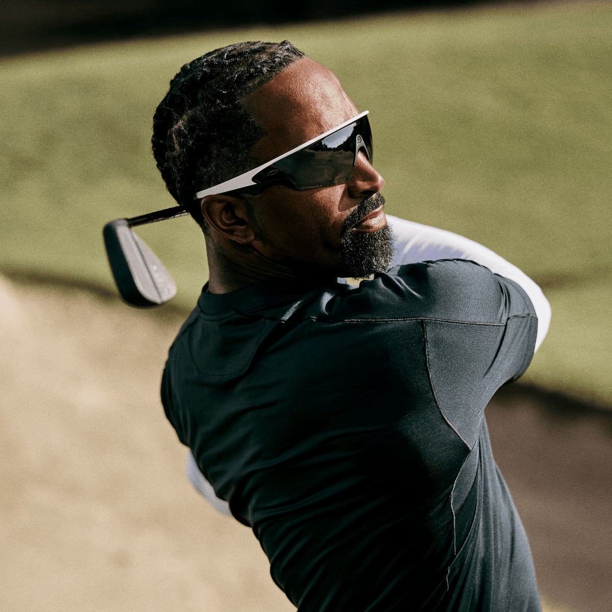 Oakley Meta Vanguard Matte White / Prizm Black — what is in the box