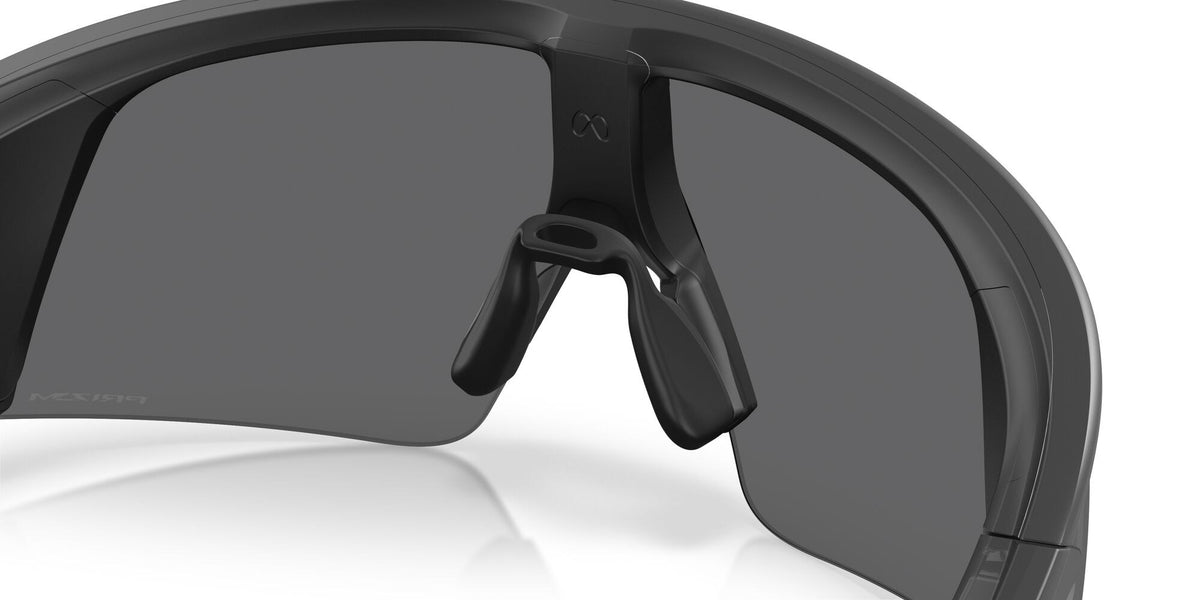 Oakley Meta Vanguard Black / Prizm Black — angled right