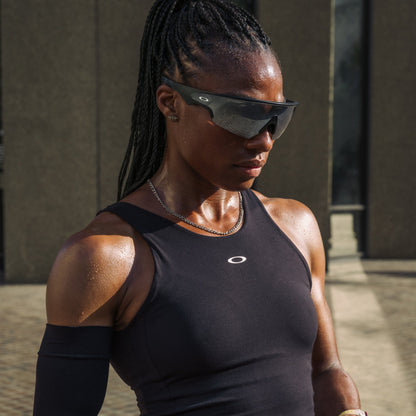 Oakley Meta Vanguard — lifestyle