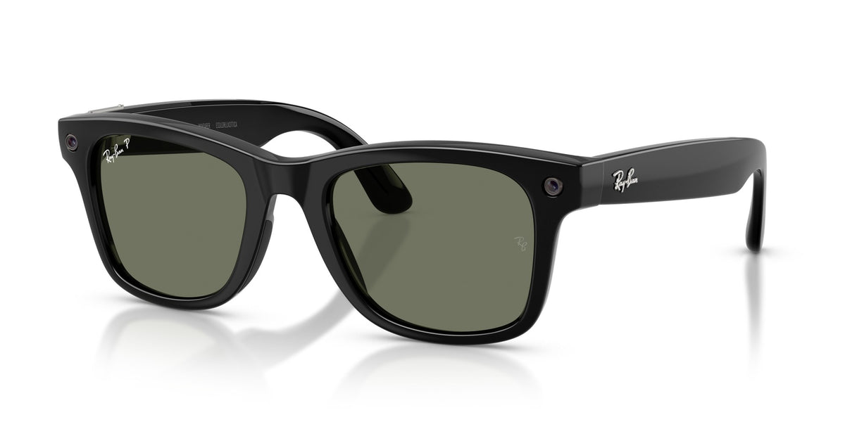 Ray-Ban Meta Wayfarer (Gen 3) Shiny Black / G15 Green Polar — angled